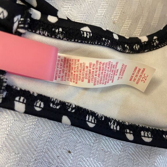 Vs the gorgeous black 32C bra dots pink tassel padded - Picture 5 of 5